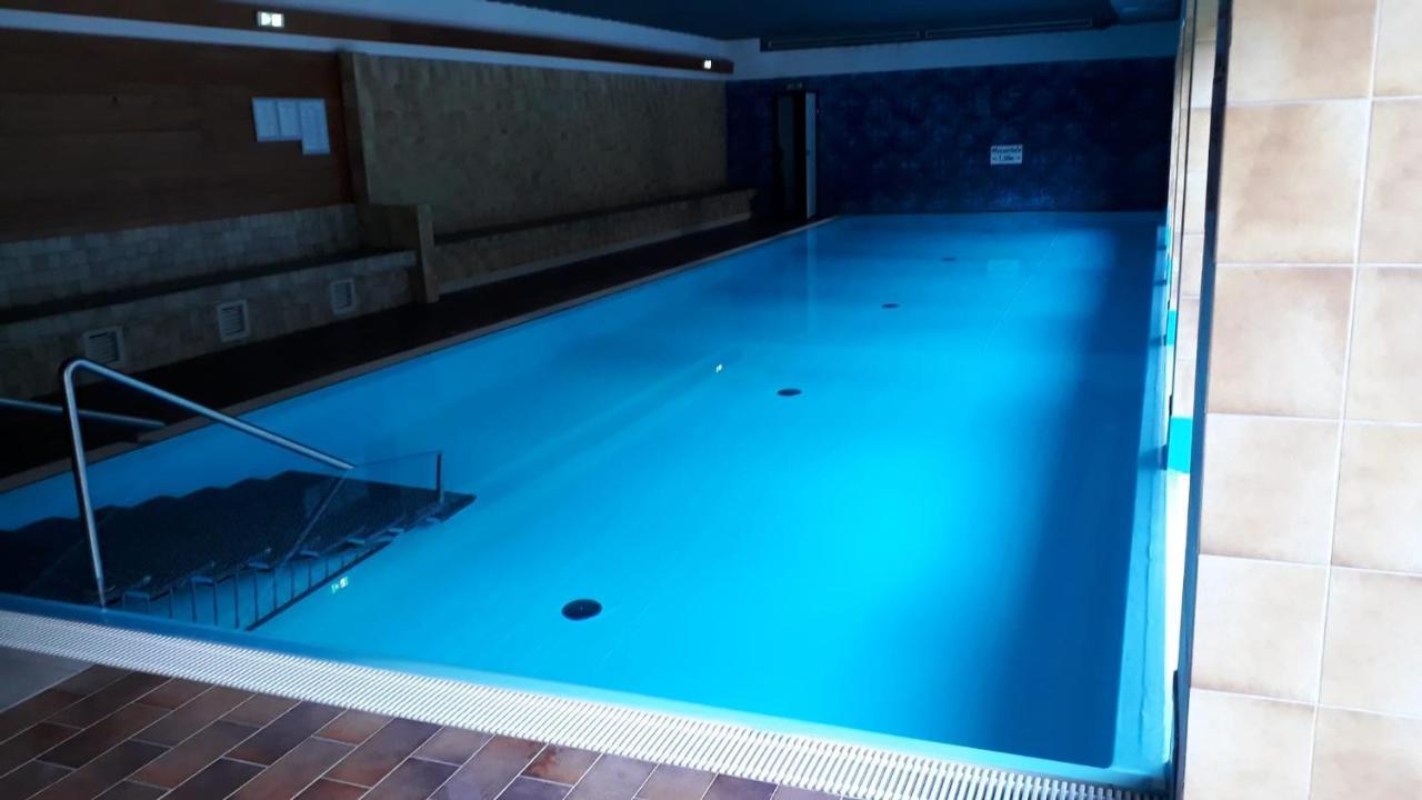 Haus Enzian - Apartment Gerlitzen Kanzelhohe 外观 照片